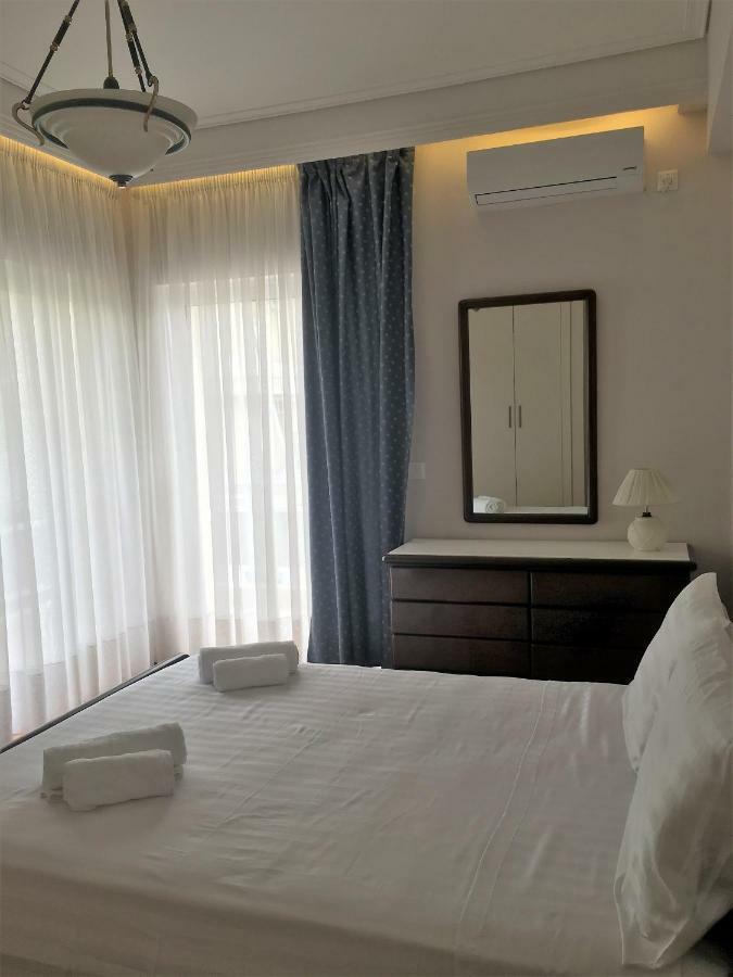 Grace Apartments Loutraki  Ngoại thất bức ảnh
