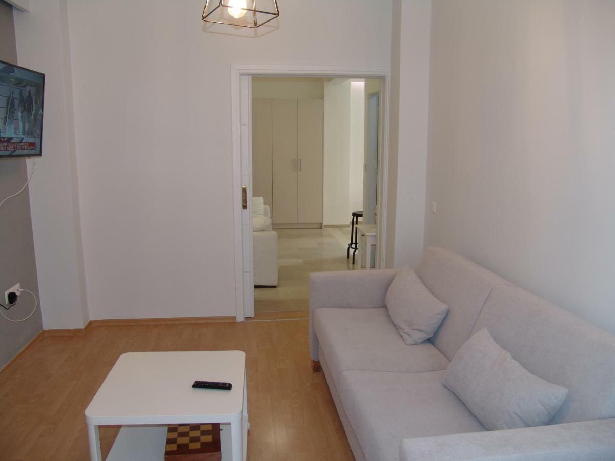 Grace Apartments Loutraki  Ngoại thất bức ảnh